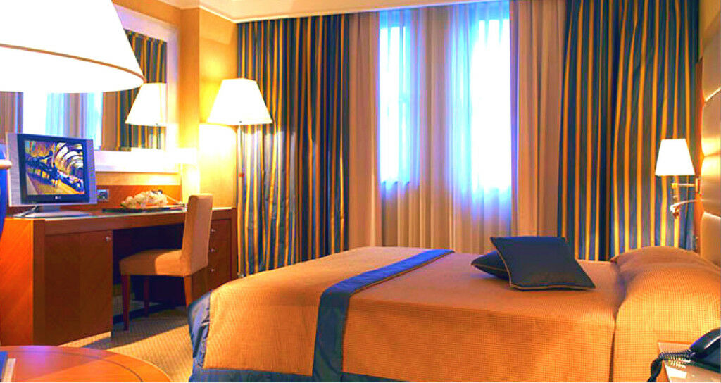 Hotel Perusia Перуджа Екстериор снимка